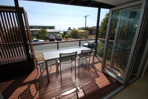 154 Rainbow Crescent - Darwin Holiday 0