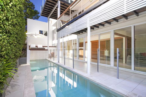 16 The Quarterdeck - Darwin Holiday 0