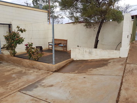 164 Morgan Street - Darwin Holiday 1