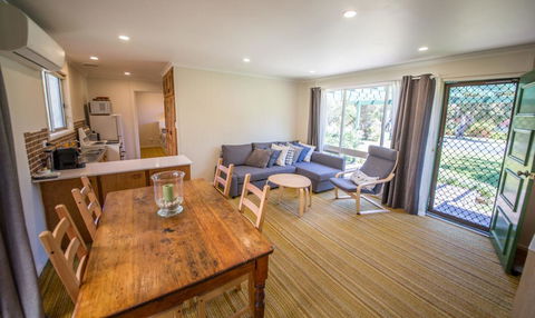 17 Broadbeach Drive - Free WiFi! - Darwin Holiday 3