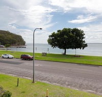 2 'Little Hut' 20 Kurrawa Close - Stunning water views of Little Beach - Darwin Holiday