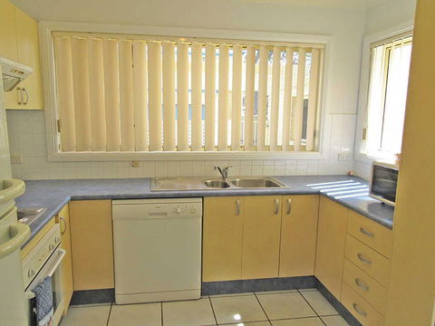 2 'Mahi Mahi', 5 Achilles Street - 3 Bedroom Between Shoal Bay And Little Beach - Darwin Holiday 1
