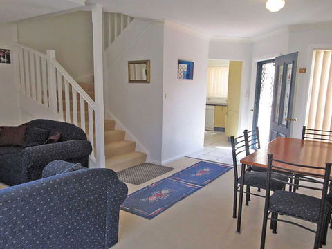 2 'Mahi Mahi', 5 Achilles Street - 3 Bedroom Between Shoal Bay And Little Beach - Darwin Holiday 2