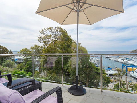 2 'Paradiso', 4 Laman Street - Beautiful Unit With Stunning Water Views & Pool - Darwin Holiday 0