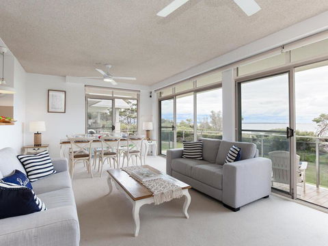 2 'The Helm' 22 Voyager Cl - Stunning Waterfront Unit With Air Conditioning - Darwin Holiday 2