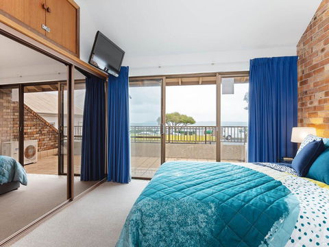 2 'Yachtsman Rest', 37 Victoria Parade - Foxtel, Aircon, Waterviews - Darwin Holiday 2