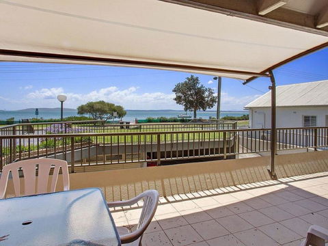 2 'Yachtsman Rest', 37 Victoria Parade - Foxtel, Aircon, Waterviews - Darwin Holiday 0