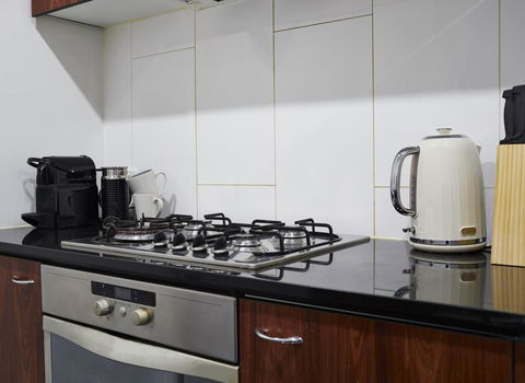 2 Bdrm 2 Bthrm Apt With Parking In Central CBD - Darwin Holiday 2