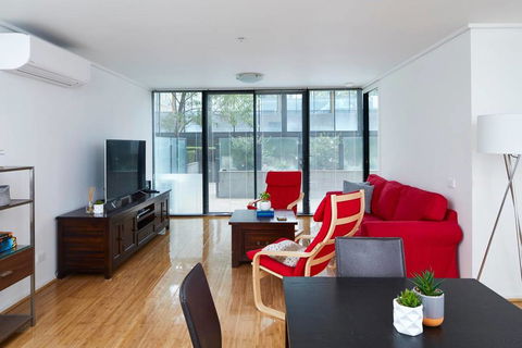 2 Bed/2 Bath Apartment, Amazing Location! - Darwin Holiday 0