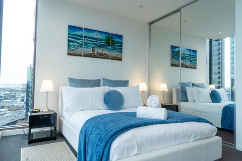 2 Bedroom Apartment With City Views - Darwin Holiday 3