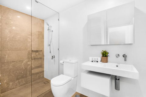 2-Bed Beach Apartment With Pool, Parking And Balcony - Darwin Holiday 2