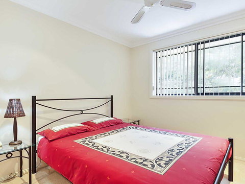 2/11a Christmas Bush Avenue - Fantastic Townhouse Close To Dutchies Beach - Darwin Holiday 1