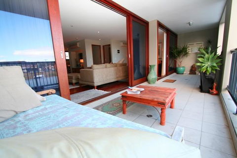 2/21-25 Fletcher Street - Casablanca At Bogarts - Darwin Holiday 2
