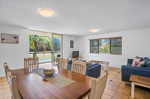 2/56 Lawson Street@Clarkes Beach - Darwin Holiday 2