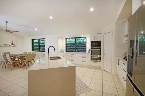 20 Avalon Street Coolum Beach - Pets Welcome - New Listing - Darwin Holiday 3