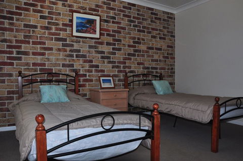 23 Carlo Road - Lowset Family Home Within Walking Distance To The Shopping Centre. Pet Friendly - Darwin Holiday 2