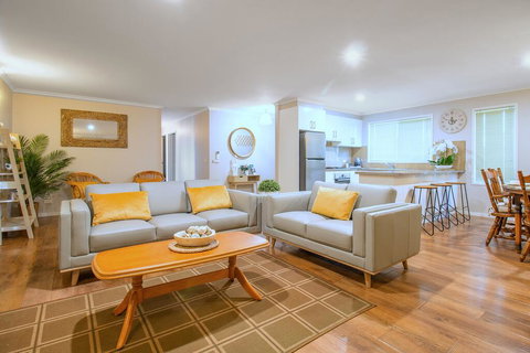 23 Martin Street - Darwin Holiday 0