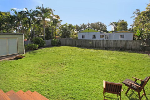 24 Sundew Street, Mudjimba - 500 Bond - Pet Friendly, Linen Supplied, WIFI, Air Cond. - Darwin Holiday 2