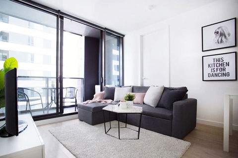 25, Empire, 1Br1Bth, Pinkytoffee, MelCen CBD, FreeTram,  - Darwin Holiday 0
