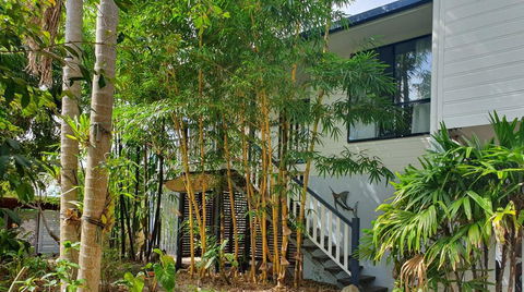 27 Bomburra Court - Rainbow Beach, Spacious, Comfortable, Large Deck, Private - Darwin Holiday 0