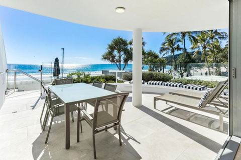 Beachfront Luxury, Hastings Street - Darwin Holiday 0