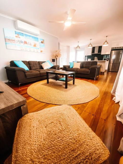 Beach Boutique With River View - Darwin Holiday 2