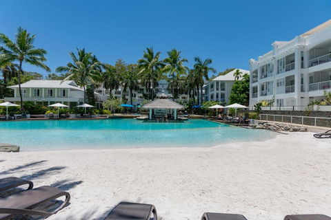Beach Club Palm Cove 2 Bedroom Luxury Penthouse - Darwin Holiday 3