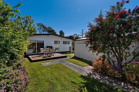 Beach Dreaming - Wifi, Netflix, Air Con, Pets, Full Linen, Sleeps 9 - Darwin Holiday 0