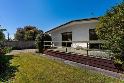 Beach Dreaming - Wifi, Netflix, Air Con, Pets, Full Linen, Sleeps 9 - Darwin Holiday 1