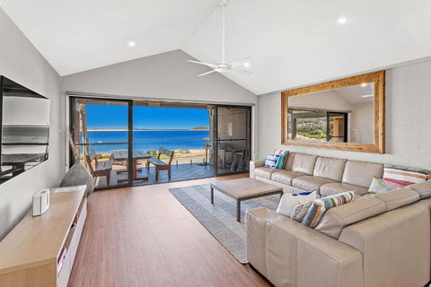 Beach Duplex 72 Marine Dr - Fingal Bay - Darwin Holiday 3