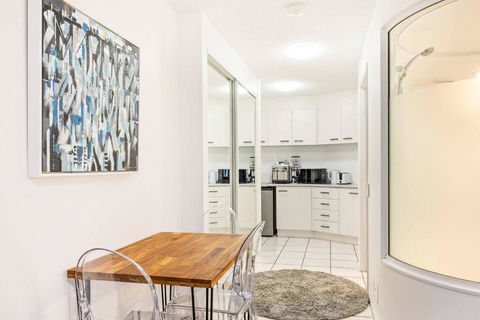 Beach Overlook - Absolute Resort-style Living - Darwin Holiday 1