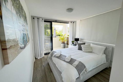 Beach Pad Private Town House Sea Views Dual Living 5 Beds - Darwin Holiday 2