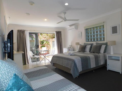 Beachport Bed & Breakfast - Darwin Holiday 3