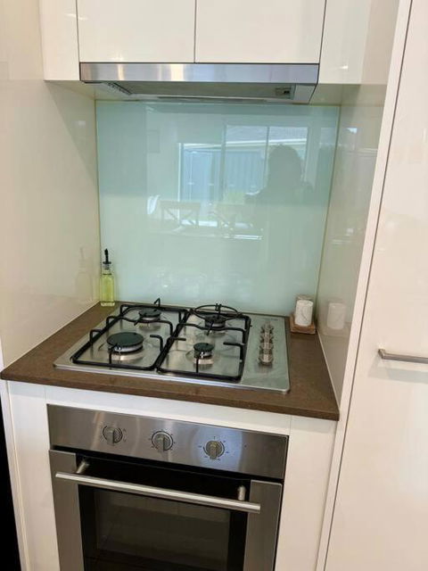 Beach Retreat- Christies Full Home - Darwin Holiday 4