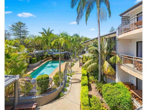 Beachfront Apartments - Darwin Holiday 0