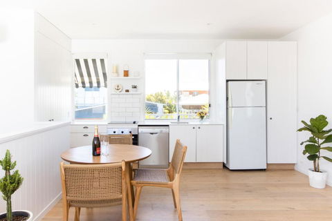 Beachfront Apartment - Darwin Holiday 3