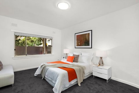 Beachfront Apartment - Darwin Holiday 0