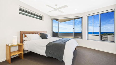 Beachfront Apartment 1 Cabarita Beach - Darwin Holiday 3