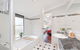 Beachfront Holiday Cottage - thumb 4