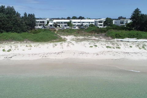 Beachfront Tiny Townhouse Kurnell - Darwin Holiday 0