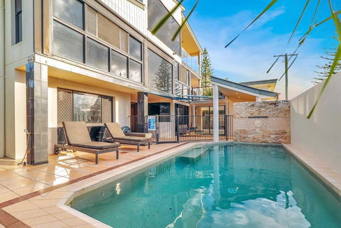 Beachfront With Pool Ocean Views And Pet Friendly - Darwin Holiday 0