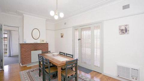 Beachhouse Barrenjoey - Ettalong Beach - Darwin Holiday 3