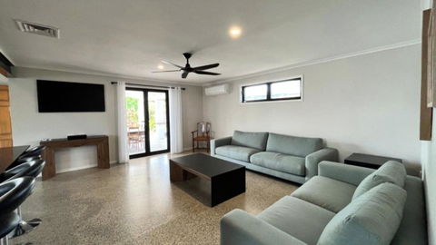 Beachside Bliss In The Crown - Darwin Holiday 0