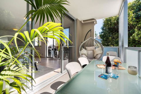 Beachside Bondi - Modern Lift, AirCon, CarPark - Darwin Holiday 0
