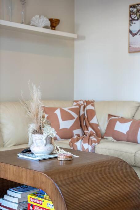 Beachside Cottage - Private Pool & Sauna - Darwin Holiday 3