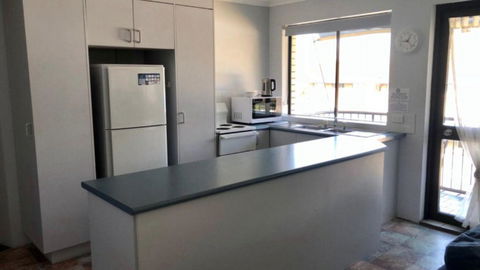 Beachside Court Unit 12 - Darwin Holiday 3
