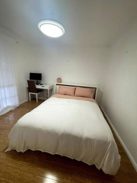 Beachside 4 Bedroom Home In Emerald Beach - Darwin Holiday 2