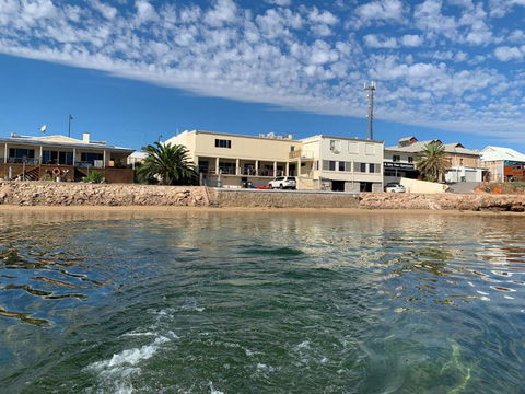 Beachside & Jetty View Apartment 1 - Admirals Apartment - Darwin Holiday 2