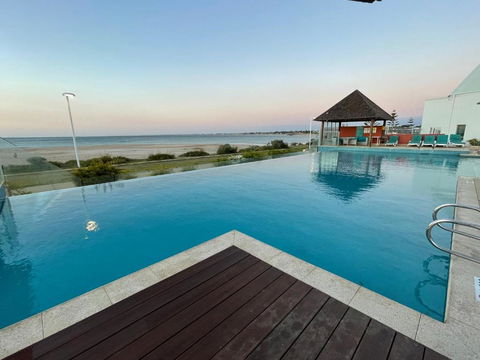 Beachside Villa 7.1 - Darwin Holiday 1