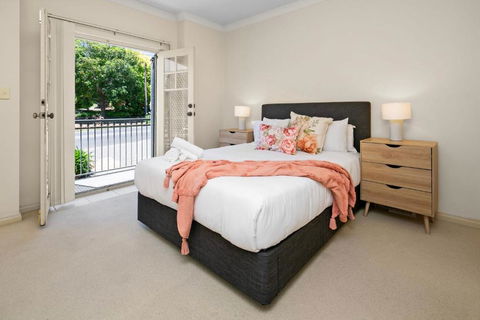 Beaumont Bliss: 4BR 2 5BA Family Retreat - Darwin Holiday 1